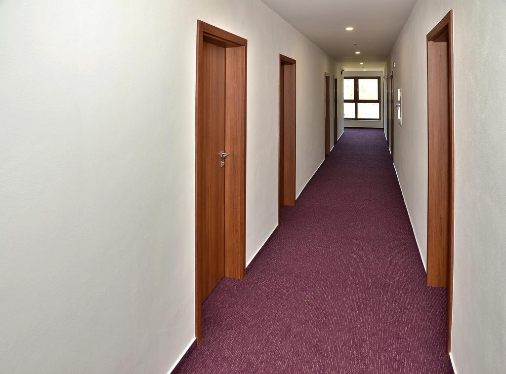 Hotel Sonata Hradec nad Moravici Bagian luar foto